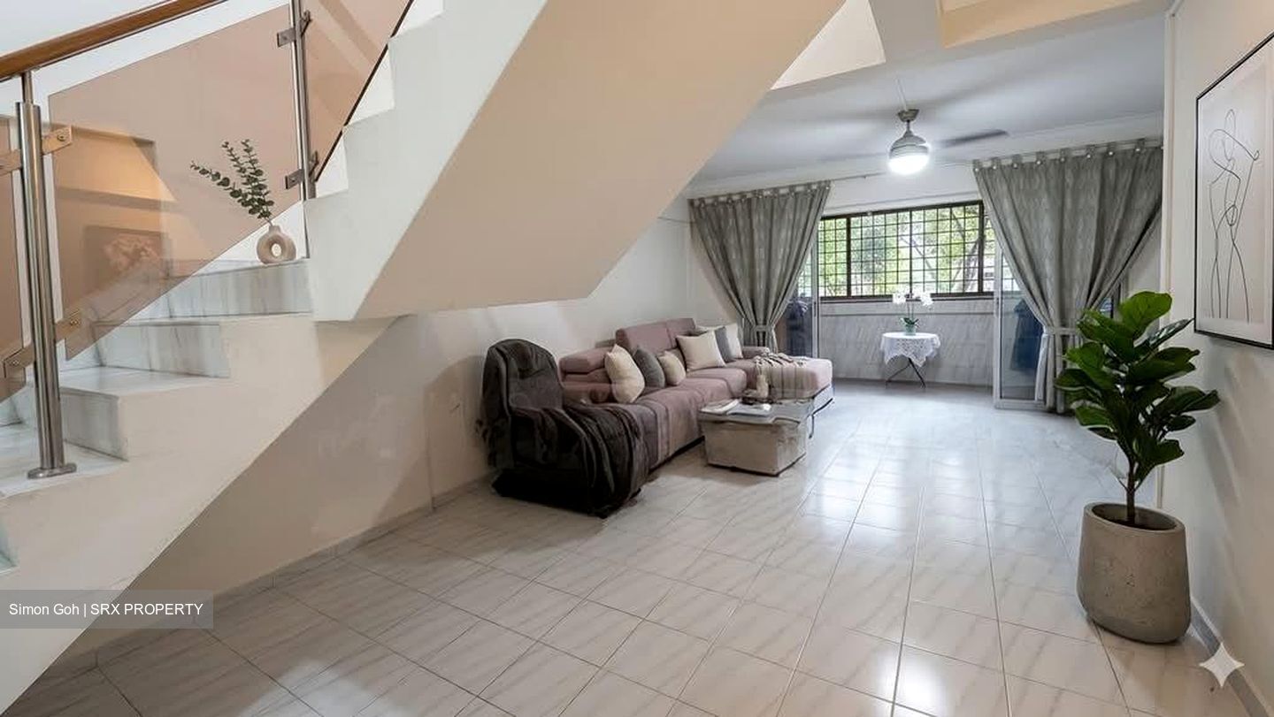 Blk 628 Hougang Avenue 8 (Hougang), HDB Executive #565677501